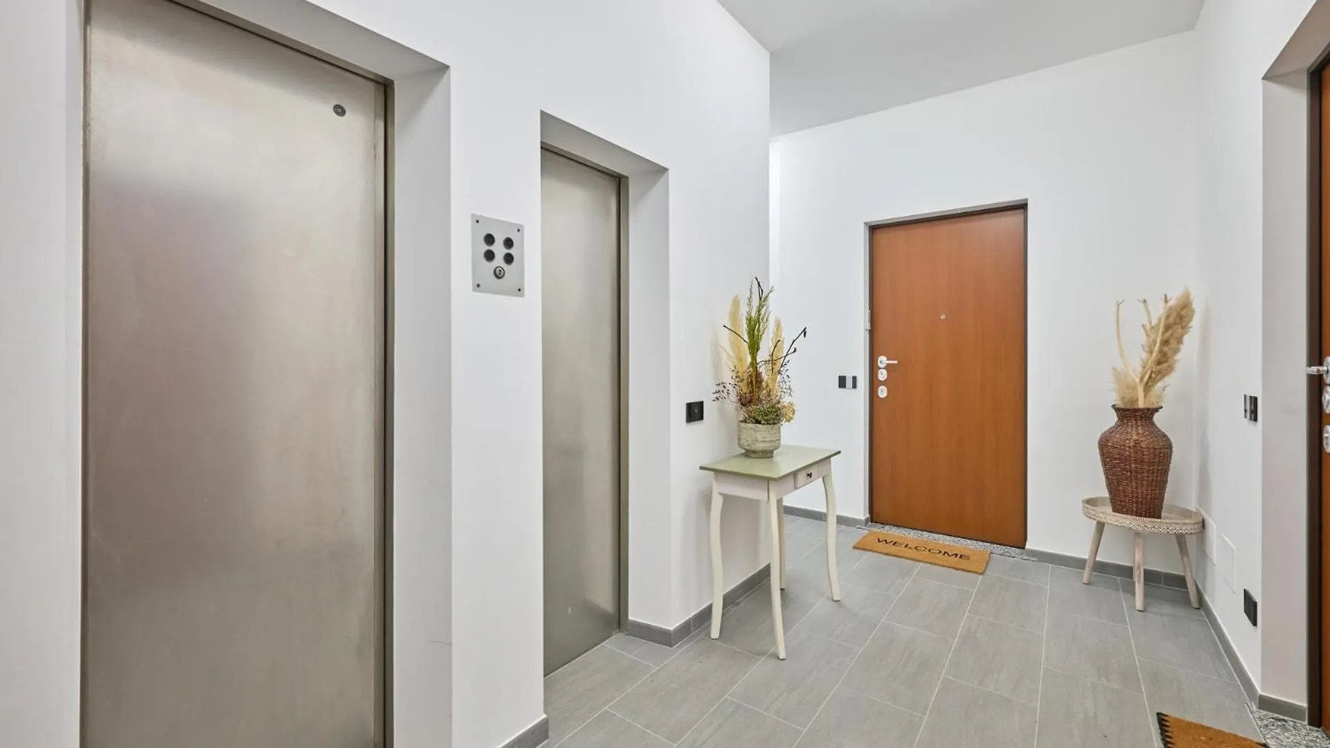 Ecoloft In Corso Como Con Parcheggio Privato E Gratuito Milan Italy